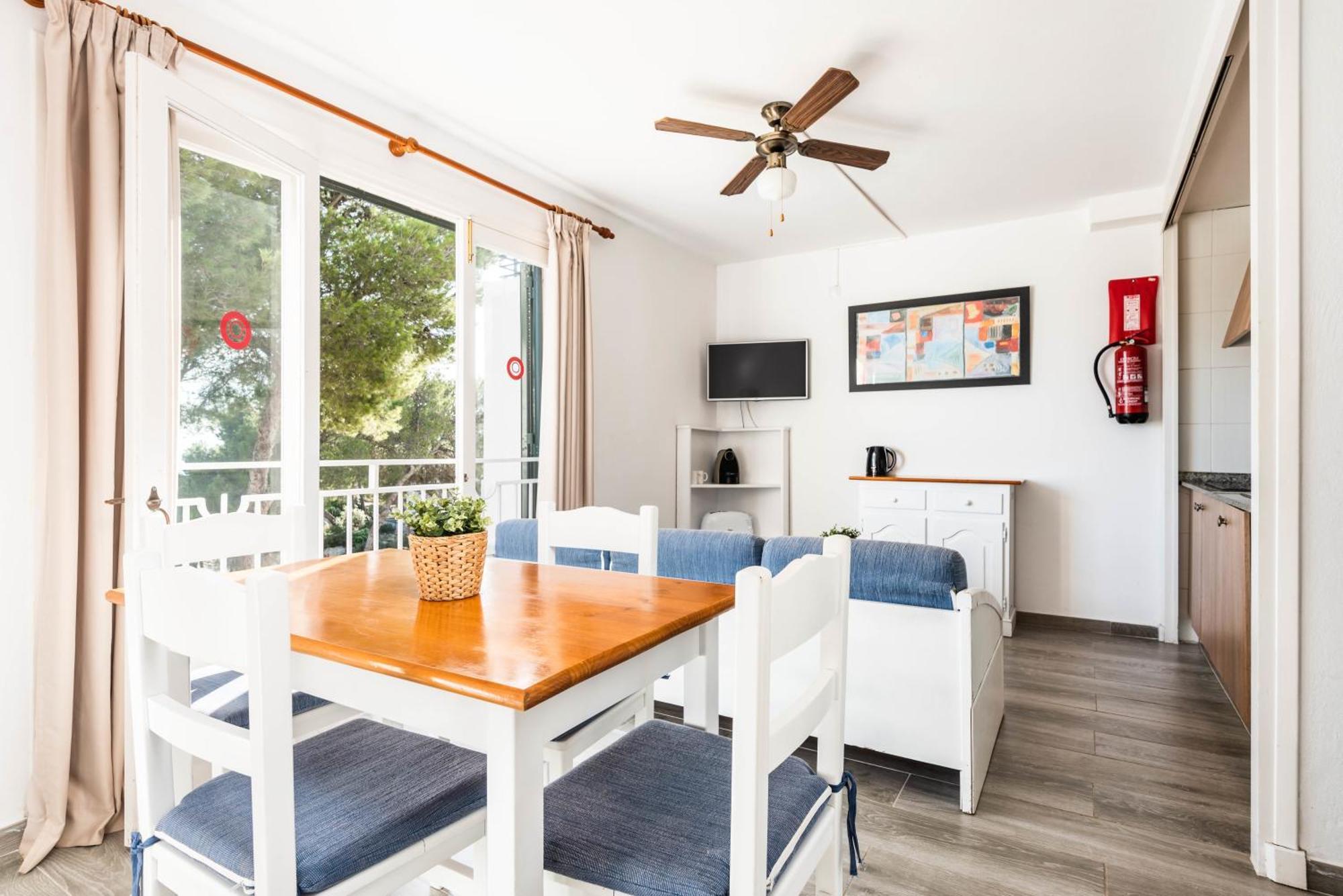 Apartamentos Alta Galdana Кала-Галдана Номер фото
